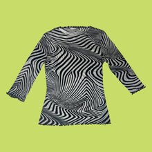 Load image into Gallery viewer, 90s Abstract Mesh Top (S-M)
