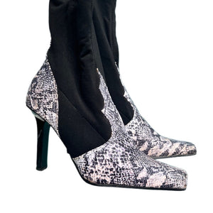 Y2K Snake print Booties (6.5)