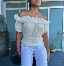 Load image into Gallery viewer, 1990s off the shoulder ruffle top
